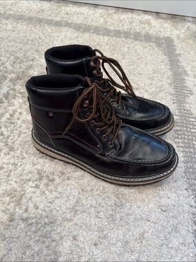 Xray Footwear Men's Dover casual apron toe boots